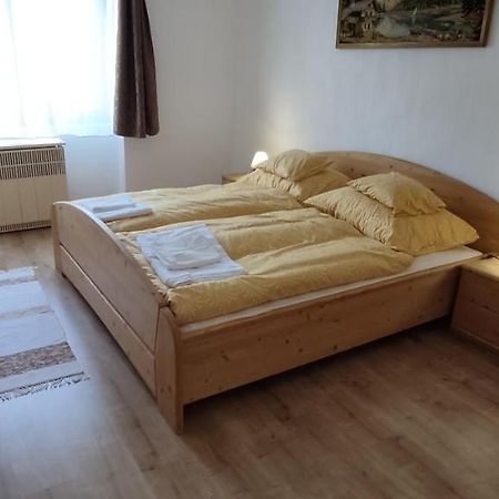 Villa Andrea Vendeghaz à Egerszolat Extérieur photo